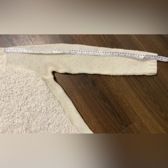 Women’s Eric + Lani Cream Fluffy Knit Pullover Sweater S - Picture 9 of 12